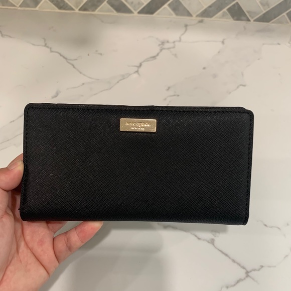 kate spade Handbags - Kate Spade Wallet